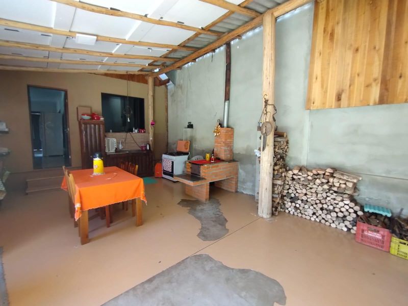 Casa com 3 quartos e 1 banheiro à venda no bairro Empresa, Taquara