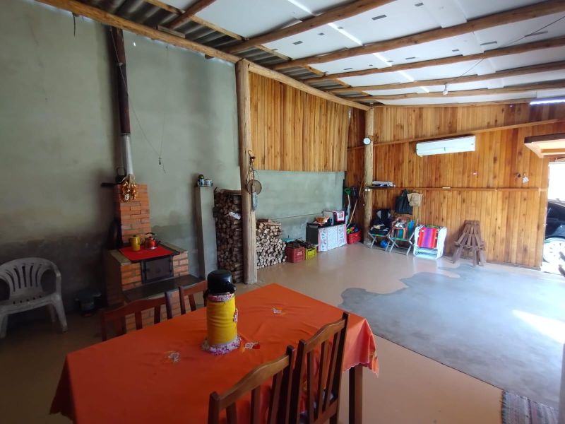 Casa com 3 quartos e 1 banheiro à venda no bairro Empresa, Taquara