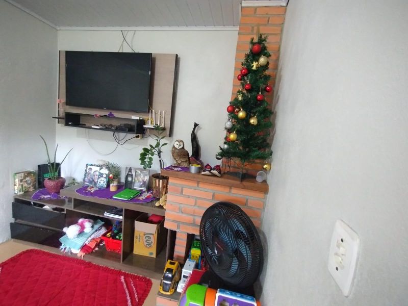 Casa com 3 quartos e 1 banheiro à venda no bairro Empresa, Taquara
