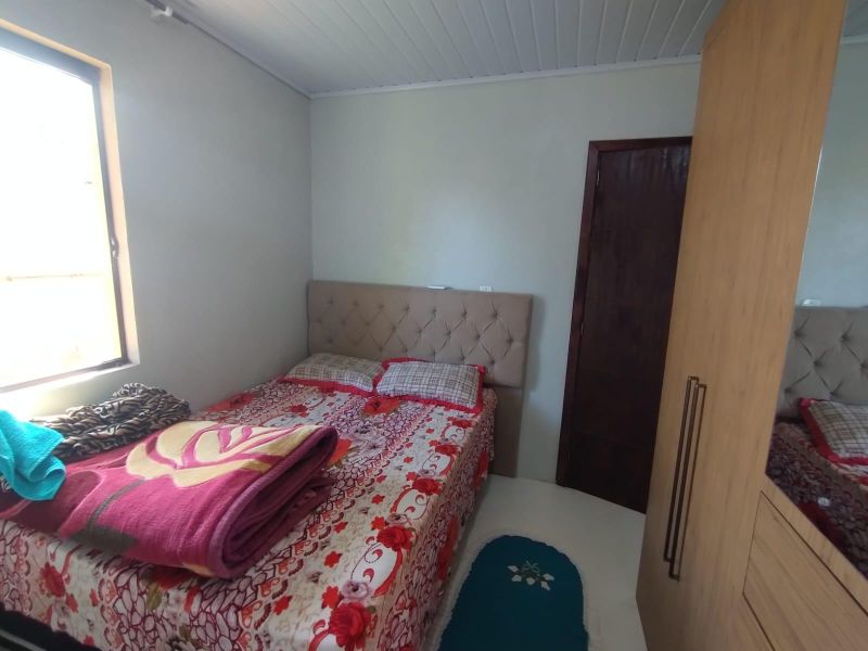 Casa com 3 quartos e 1 banheiro à venda no bairro Empresa, Taquara