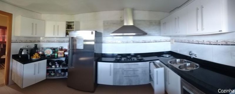 Sítio com 3 quartos, 3 banheiros e 425m² à venda no bairro Fazenda Fialho, Taquara