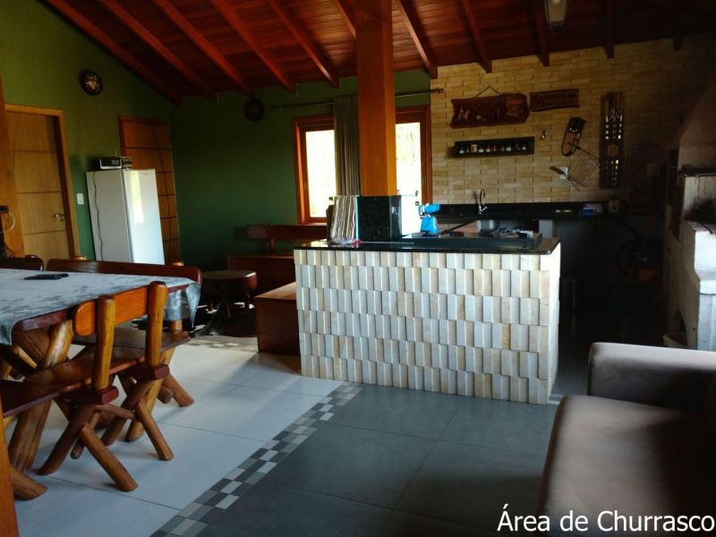 Sítio com 3 quartos, 3 banheiros e 425m² à venda no bairro Fazenda Fialho, Taquara