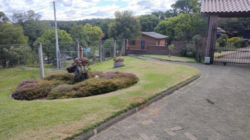 Sítio com 3 quartos, 3 banheiros e 425m² à venda no bairro Fazenda Fialho, Taquara