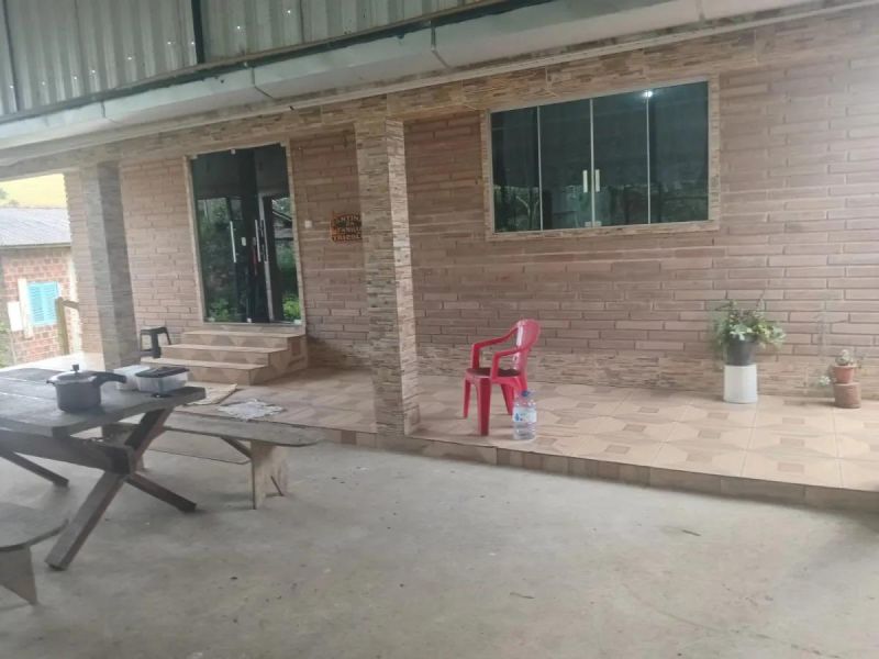 Pavilhao com 3 quartos, 2 banheiros e 400m² à venda no bairro Fazenda Fialho, Taquara