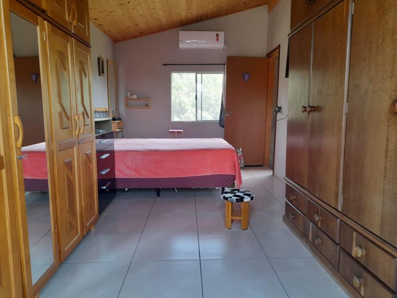 Sítio com 1 quarto, 2 banheiros e 114m² à venda no bairro Fazenda Fialho, Taquara