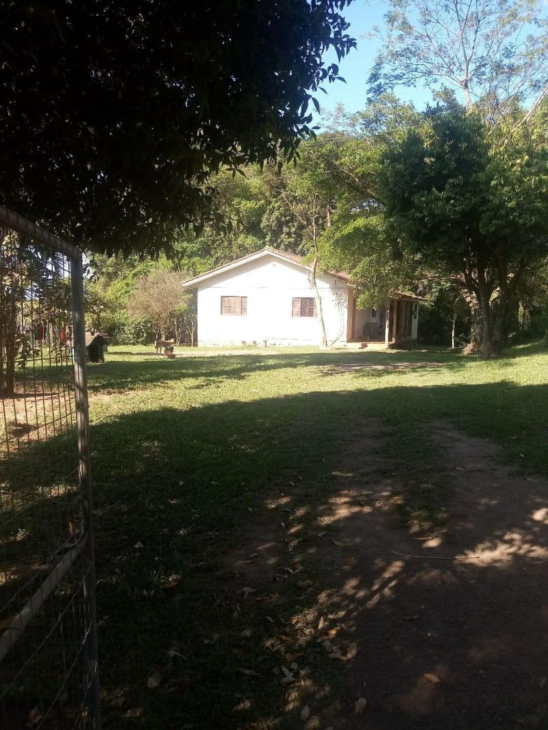 Sítio com 3 quartos, 1 banheiro e 140m² à venda no bairro Fazenda Fialho, Taquara