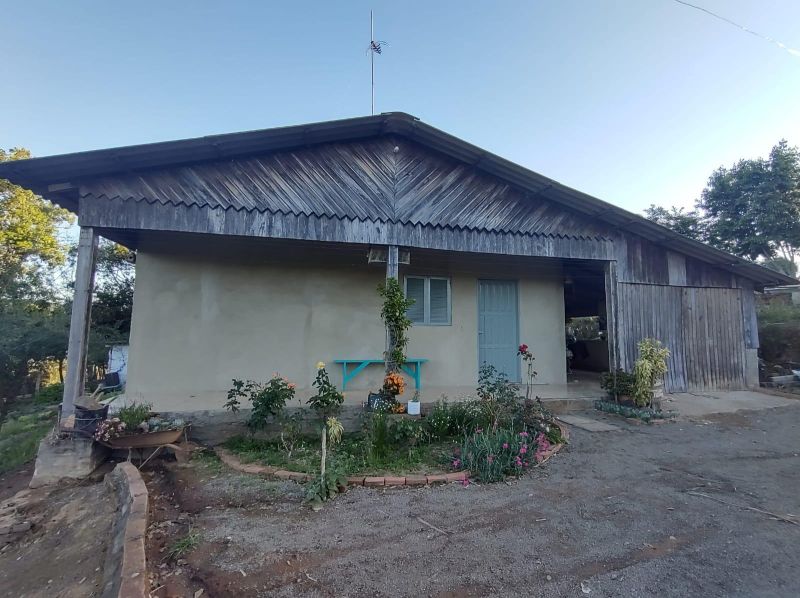 Sítio com 3 quartos e 1 banheiro à venda no bairro Fazenda Fialho, Taquara