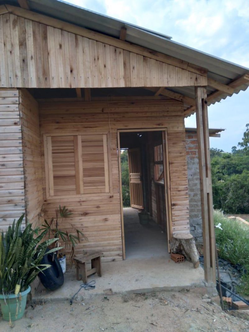 Sítio com 2 quartos e 1 banheiro à venda no bairro Fazenda Fialho, Taquara