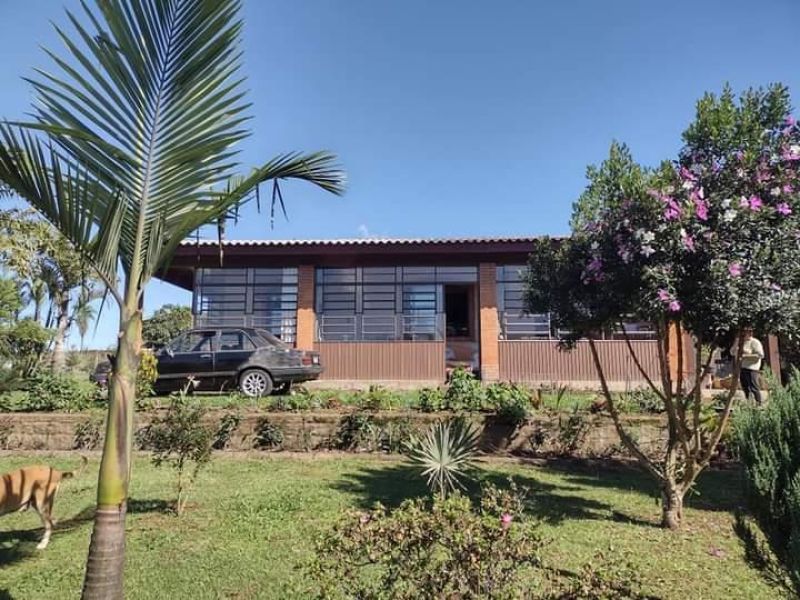 Sítio com 2 quartos, 2 banheiros e 120m² à venda no bairro Fazenda Fialho, Taquara