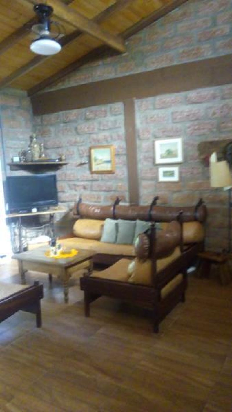 Casa com 2 quartos, 1 banheiro e 100m² à venda no bairro Fazenda Fialho, Taquara