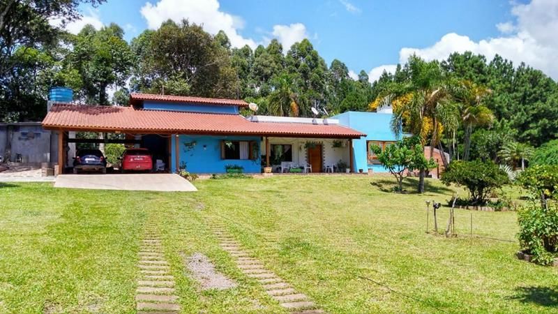 Sítio com 3 quartos, 2 banheiros e 200m² à venda no bairro Fazenda Fialho, Taquara