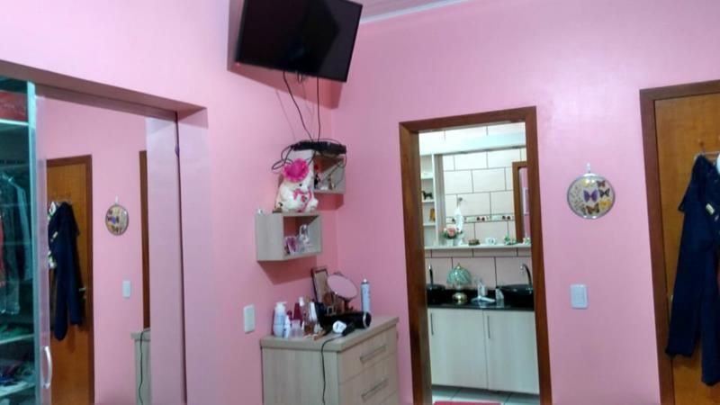 Sítio com 3 quartos, 2 banheiros e 200m² à venda no bairro Fazenda Fialho, Taquara