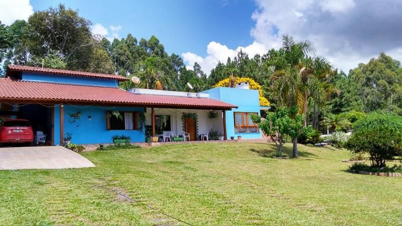 Sítio com 3 quartos, 2 banheiros e 200m² à venda no bairro Fazenda Fialho, Taquara