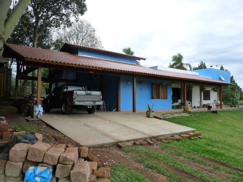 Sítio com 3 quartos, 2 banheiros e 200m² à venda no bairro Fazenda Fialho, Taquara