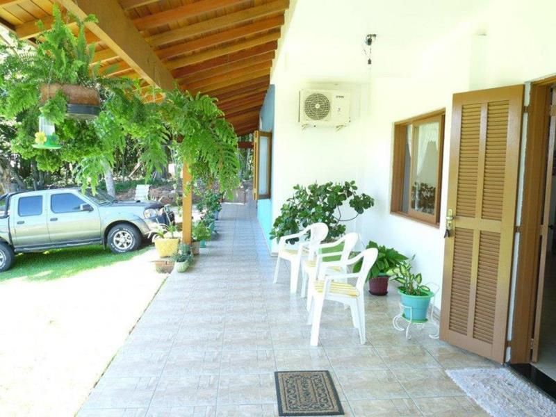 Sítio com 3 quartos, 2 banheiros e 200m² à venda no bairro Fazenda Fialho, Taquara