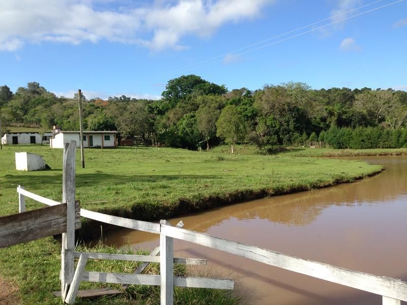 Sítio com 2 quartos e 2 banheiros à venda no bairro Fazenda Fialho, Taquara