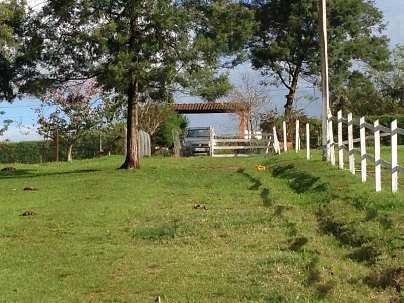 Sítio com 2 quartos e 2 banheiros à venda no bairro Fazenda Fialho, Taquara