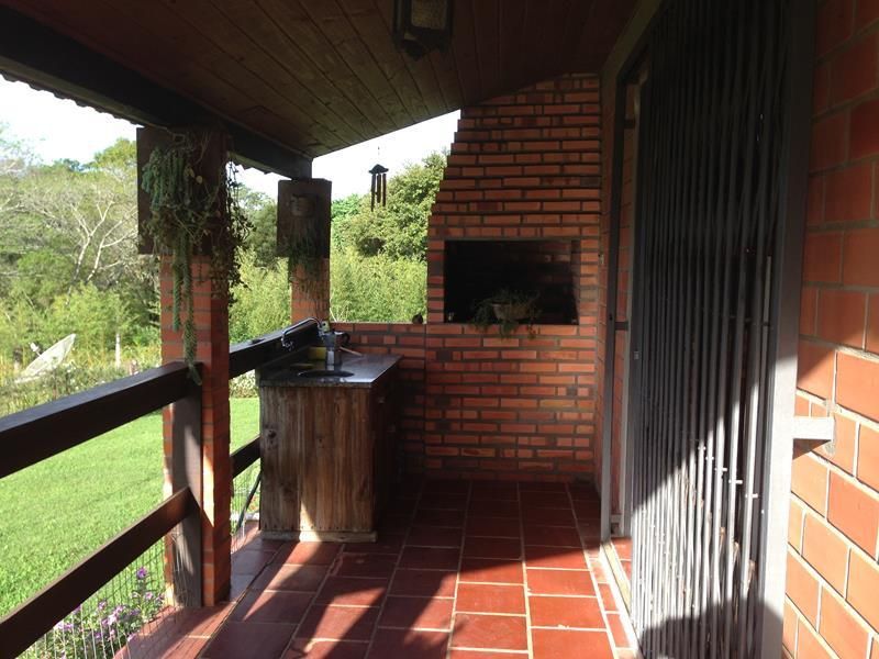 Sítio com 2 quartos e 2 banheiros à venda no bairro Fazenda Fialho, Taquara