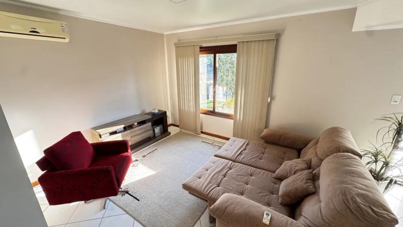 Casa com 2 quartos e 2 banheiros à venda no bairro Morro do Leoncio, Taquara