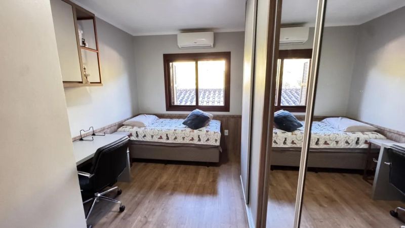 Casa com 2 quartos e 2 banheiros à venda no bairro Morro do Leoncio, Taquara