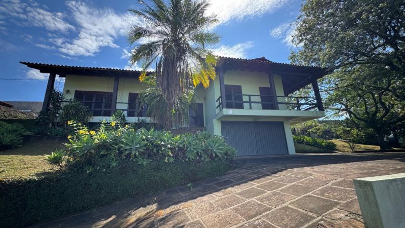 Casa com 3 quartos, 3 banheiros e 296m² à venda no bairro Morro do Leoncio, Taquara
