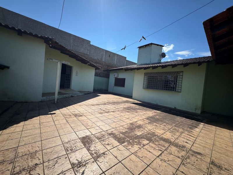 Casa com 3 quartos, 3 banheiros e 296m² à venda no bairro Morro do Leoncio, Taquara