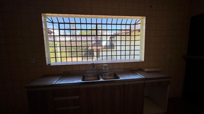 Casa com 3 quartos, 3 banheiros e 296m² à venda no bairro Morro do Leoncio, Taquara