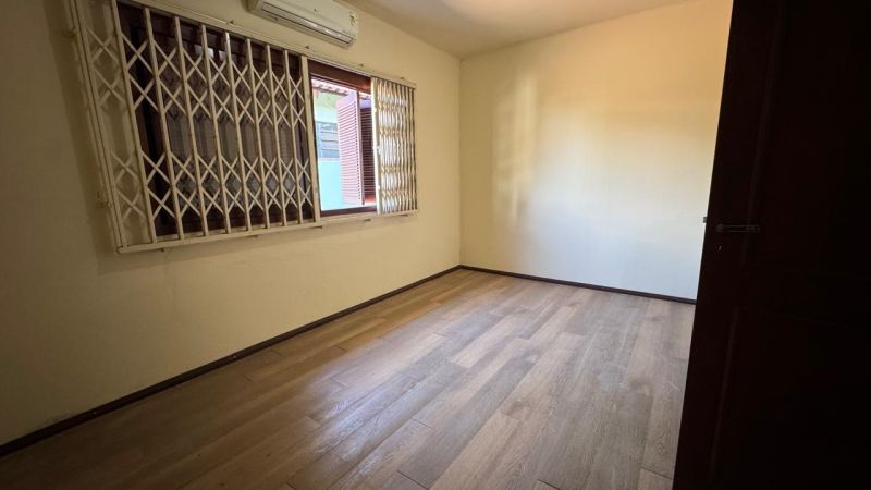 Casa com 3 quartos, 3 banheiros e 296m² à venda no bairro Morro do Leoncio, Taquara