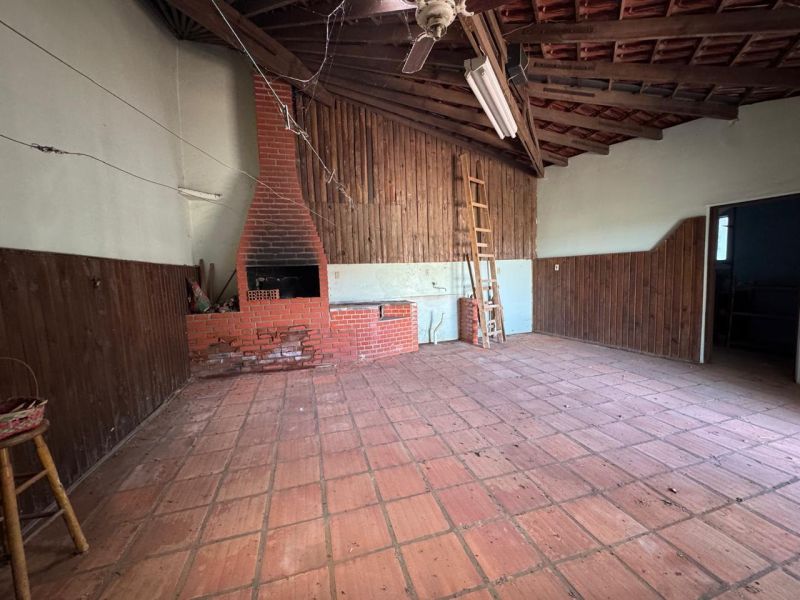 Casa com 3 quartos, 3 banheiros e 296m² à venda no bairro Morro do Leoncio, Taquara