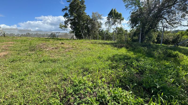 Terreno à venda no bairro Morro do Leoncio, Taquara