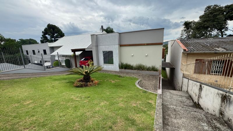 Casa com 2 quartos, 3 banheiros e 235m² à venda no bairro Morro do Leoncio, Taquara