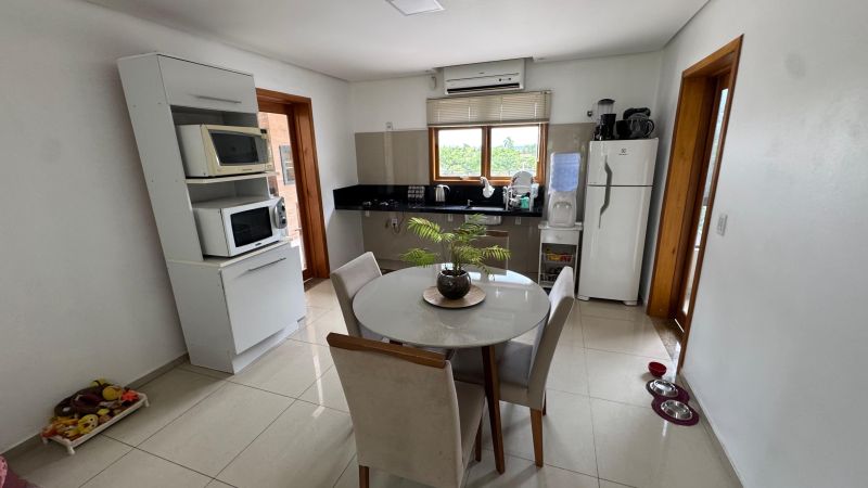 Casa com 2 quartos, 3 banheiros e 235m² à venda no bairro Morro do Leoncio, Taquara