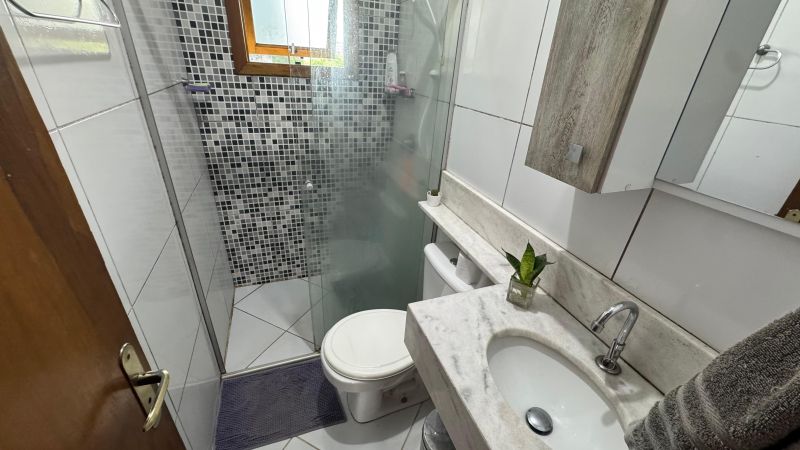 Casa com 2 quartos, 3 banheiros e 235m² à venda no bairro Morro do Leoncio, Taquara