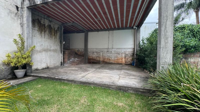 Casa com 2 quartos, 3 banheiros e 235m² à venda no bairro Morro do Leoncio, Taquara