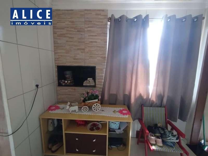 Casa com 2 quartos e 1 banheiro à venda no bairro Morro do Leoncio, Taquara