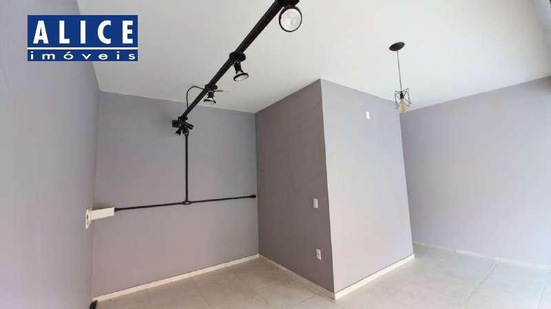 Sala com 1 banheiro e 42m² à venda no bairro Morro do Leoncio, Taquara