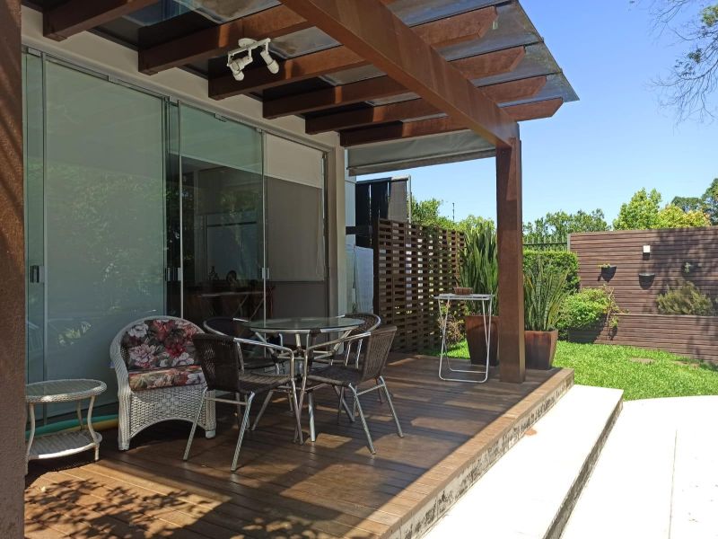 Casa com 2 quartos, 4 banheiros e 302m² à venda no bairro Morro do Leoncio, Taquara
