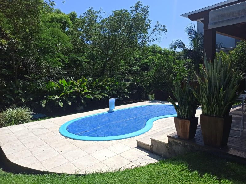 Casa com 2 quartos, 4 banheiros e 302m² à venda no bairro Morro do Leoncio, Taquara