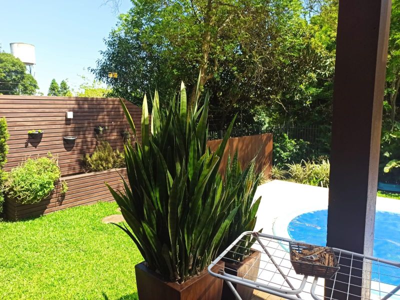 Casa com 2 quartos, 4 banheiros e 302m² à venda no bairro Morro do Leoncio, Taquara