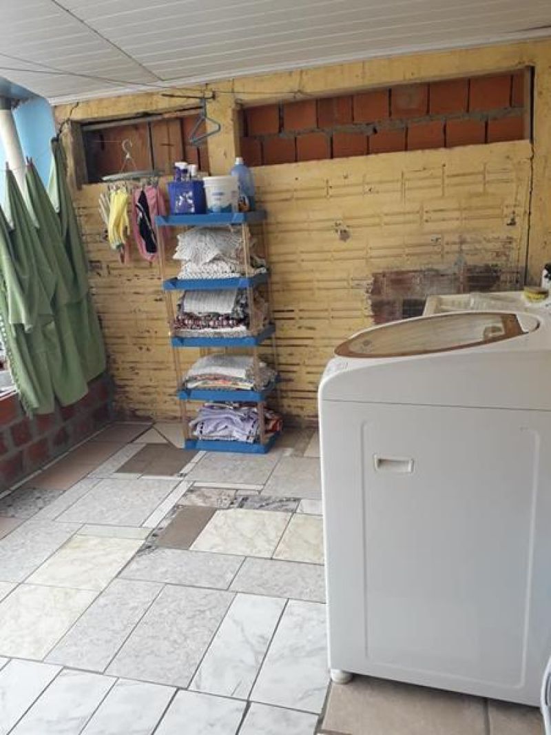 Casa com 3 quartos, 2 banheiros e 150m² à venda no bairro Morro do Leoncio, Taquara