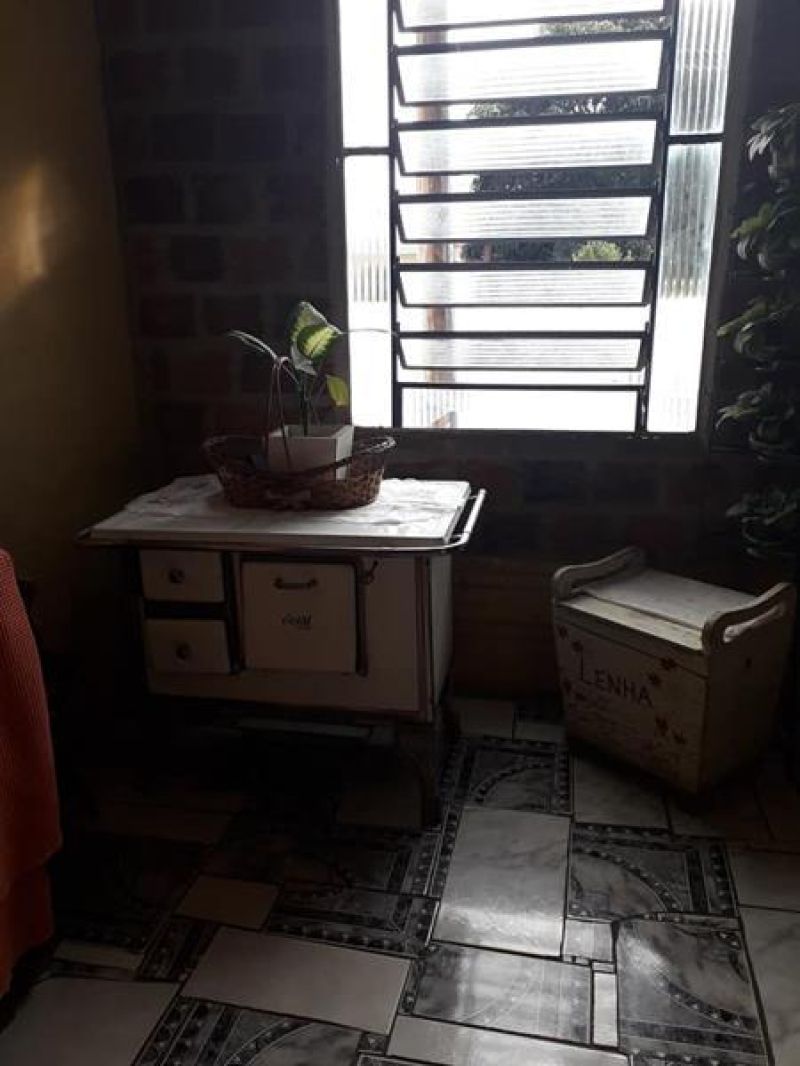 Casa com 3 quartos, 2 banheiros e 150m² à venda no bairro Morro do Leoncio, Taquara
