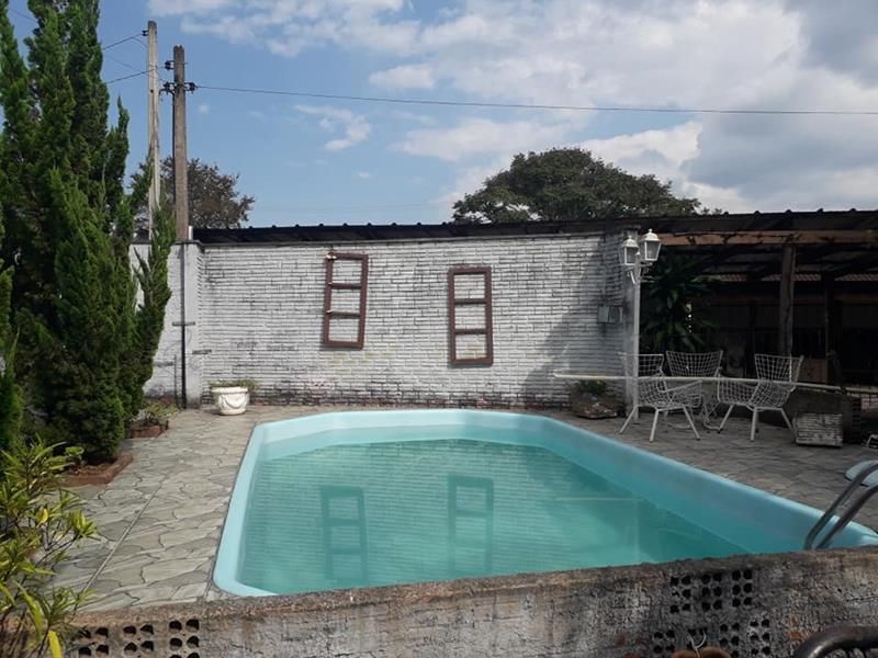 Casa com 3 quartos, 2 banheiros e 150m² à venda no bairro Morro do Leoncio, Taquara