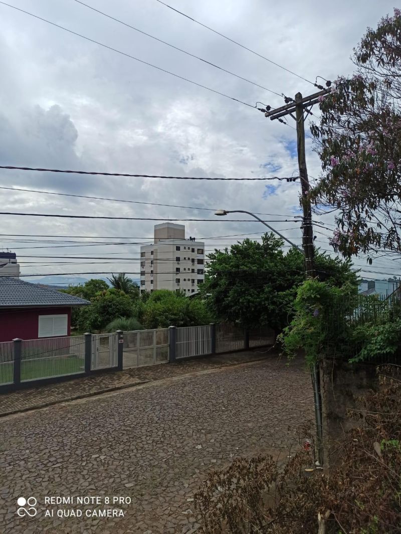Terreno à venda no bairro Morro do Leoncio, Taquara