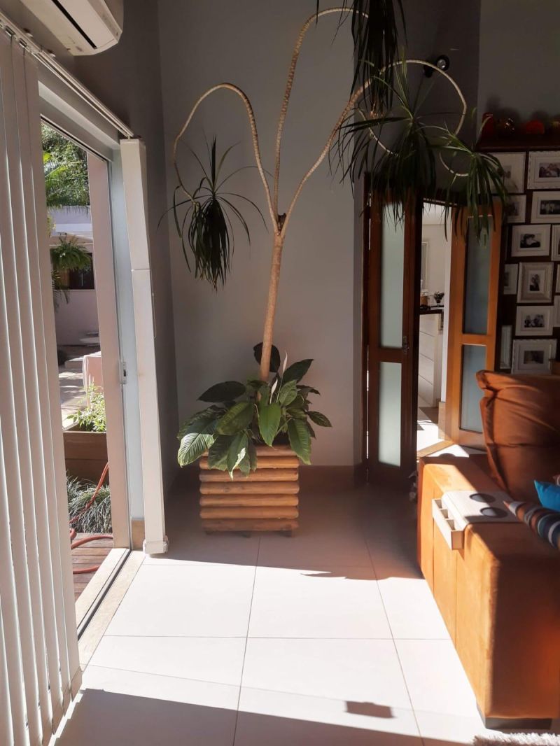Casa com 3 quartos, 4 banheiros e 250m² à venda no bairro Morro do Leoncio, Taquara