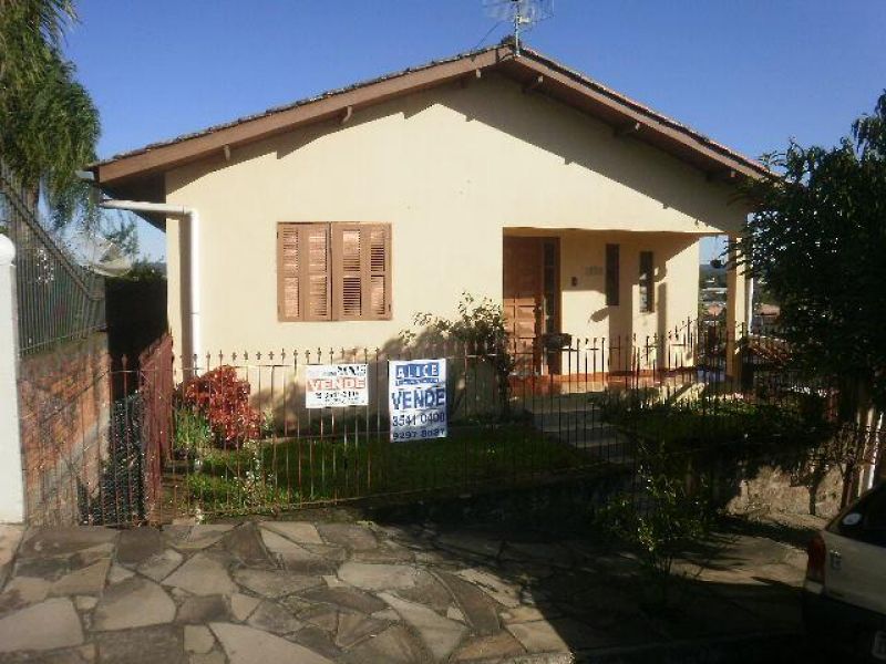 Casa com 5 quartos, 2 banheiros e 138m² à venda no bairro Cruzeiro do Sul, Taquara