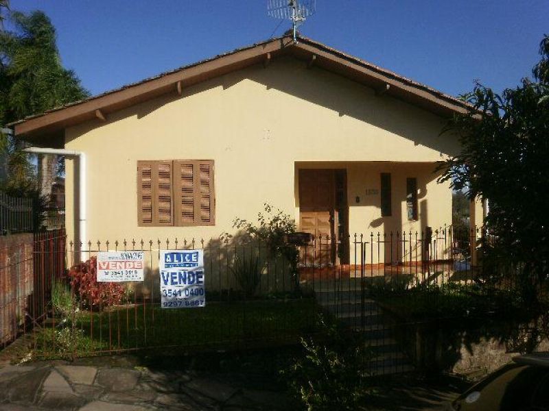 Casa com 5 quartos, 2 banheiros e 138m² à venda no bairro Cruzeiro do Sul, Taquara