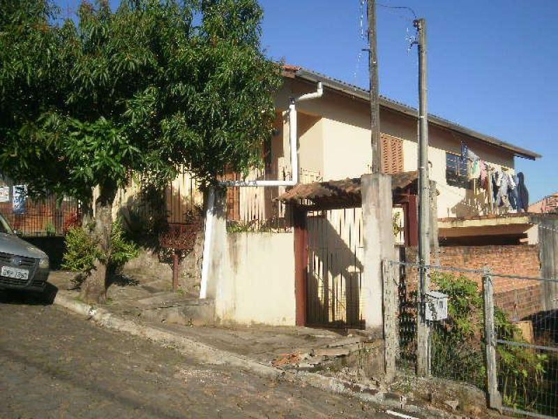 Casa com 5 quartos, 2 banheiros e 138m² à venda no bairro Cruzeiro do Sul, Taquara