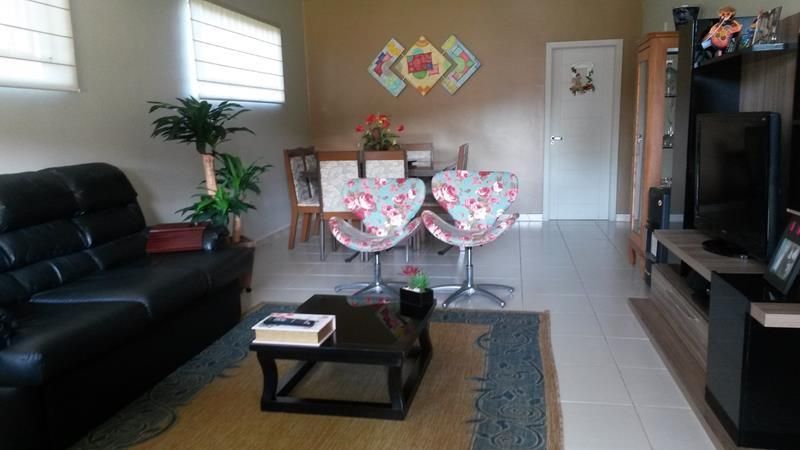 Casa com 4 quartos, 2 banheiros e 280m² à venda no bairro Cruzeiro do Sul, Taquara