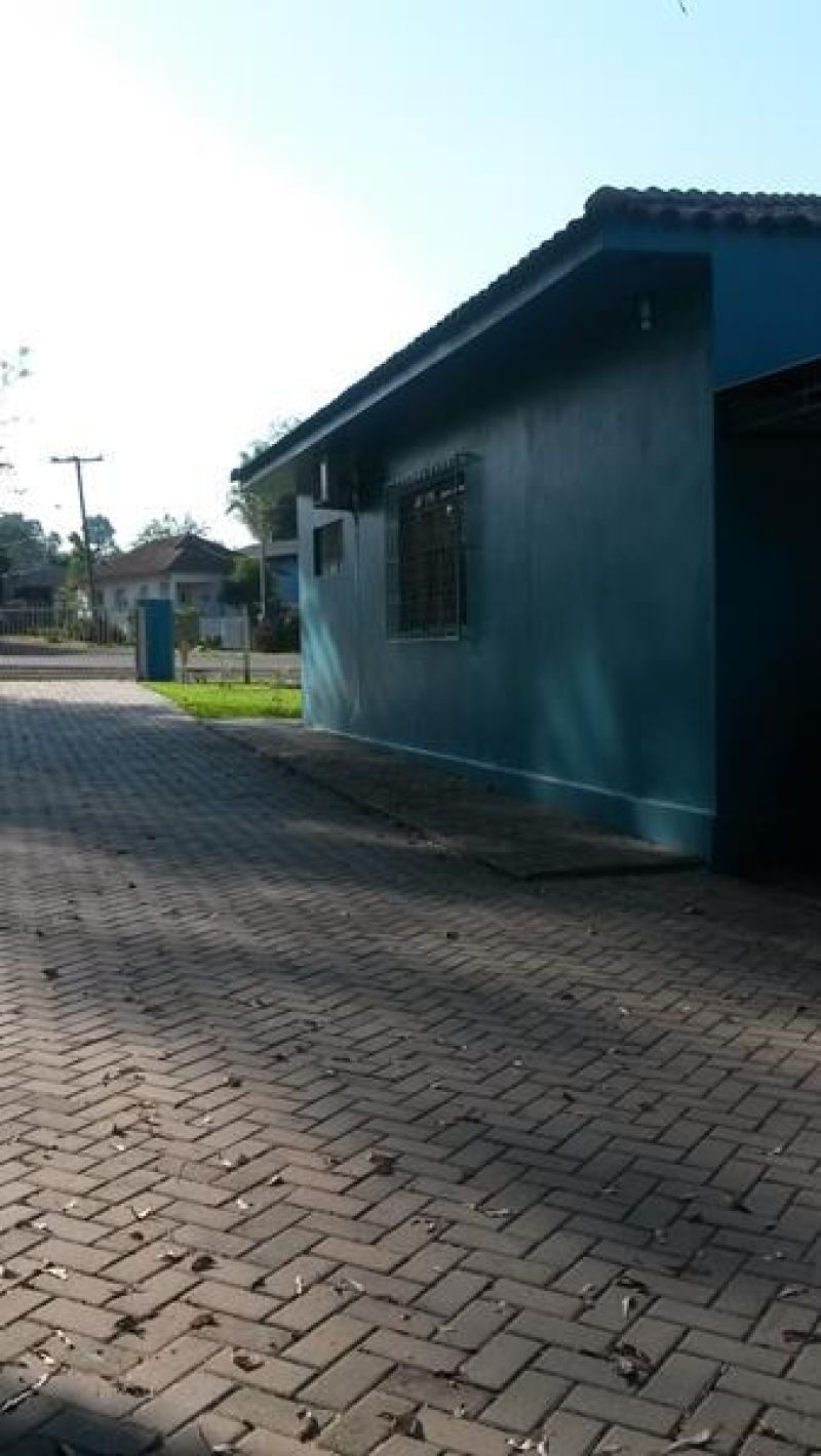 Casa com 4 quartos, 2 banheiros e 280m² à venda no bairro Cruzeiro do Sul, Taquara