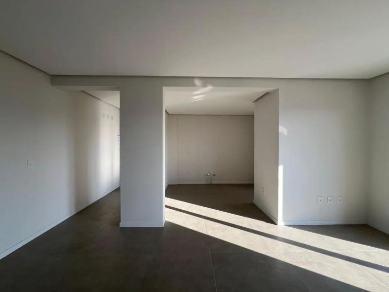 Apartamento com 2 quartos e 2 banheiros à venda no bairro Recreio, Taquara